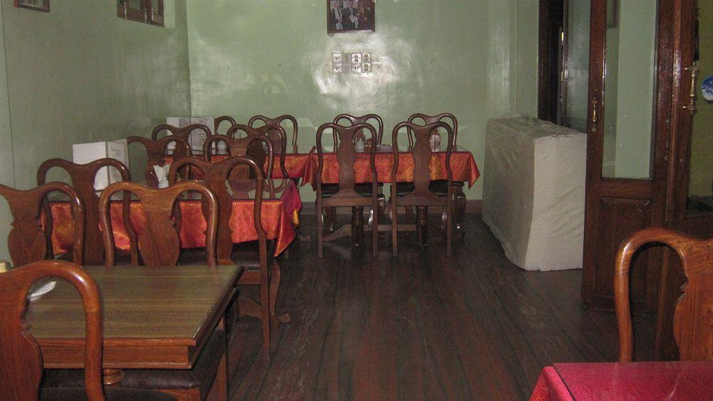 Hotel Pleasure Home Катманду Экстерьер фото