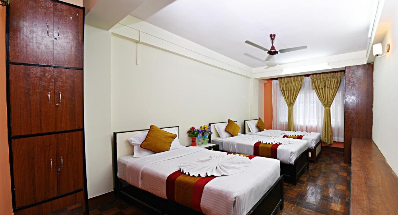 Hotel Pleasure Home Катманду Экстерьер фото