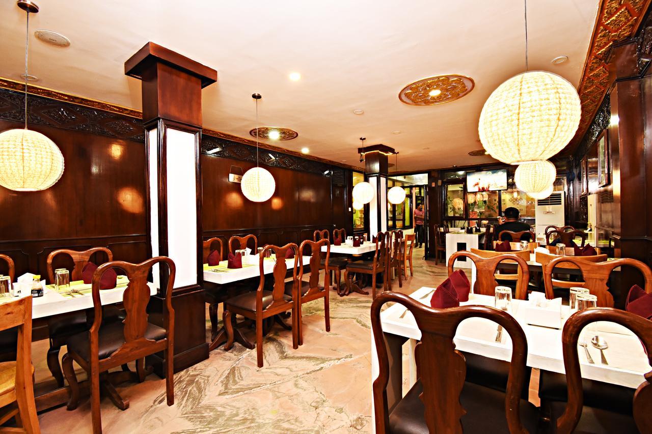 Hotel Pleasure Home Катманду Экстерьер фото