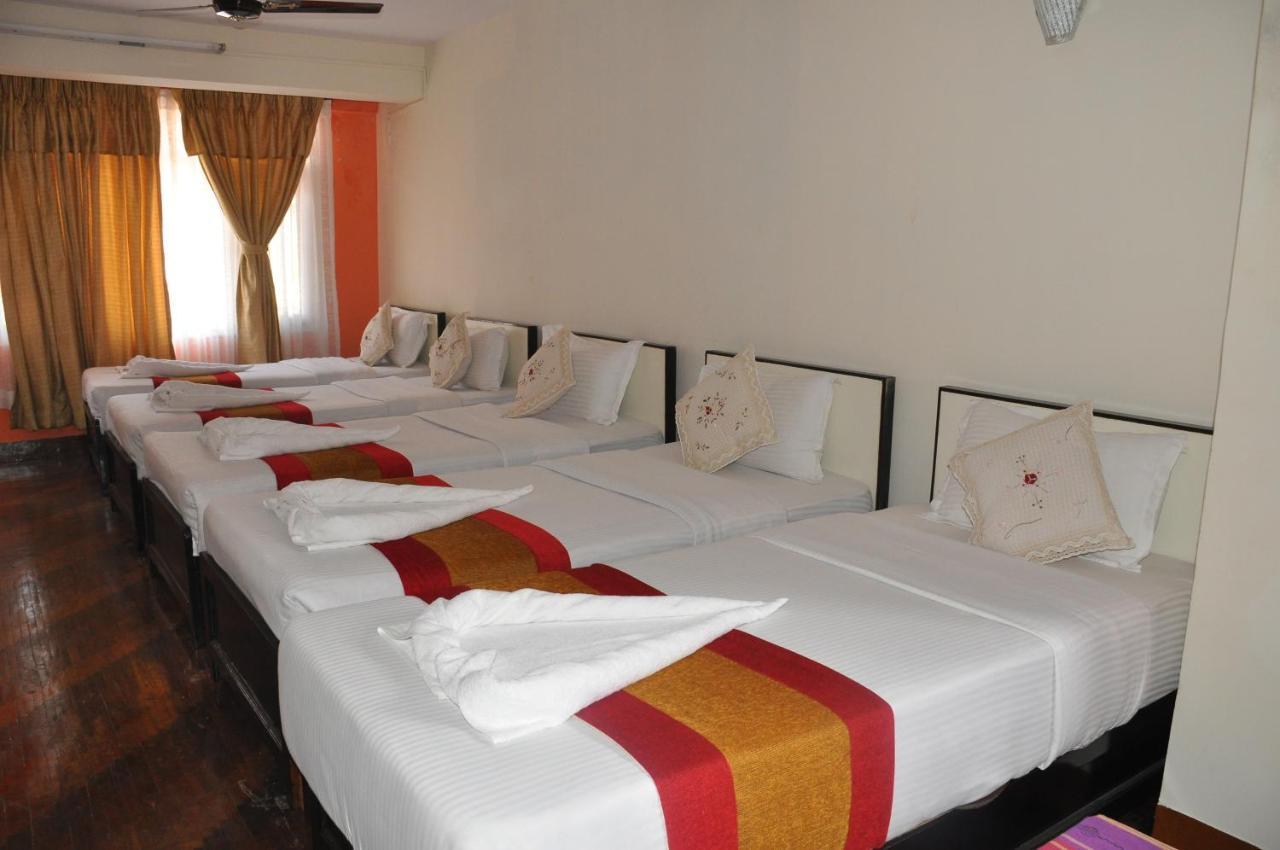 Hotel Pleasure Home Катманду Экстерьер фото